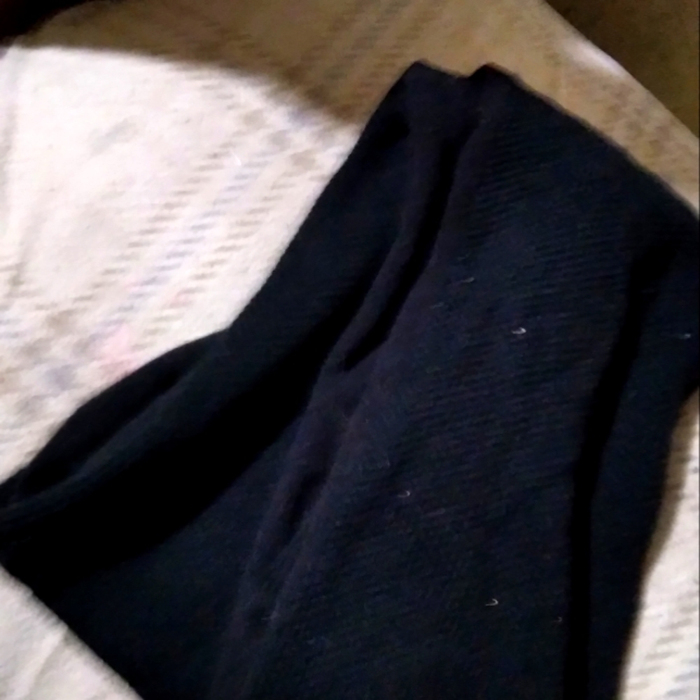 Long, thick black scarf